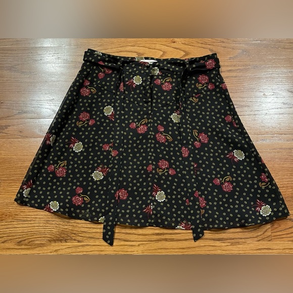 Loft Button Detail Skirt - Picture 2 of 7